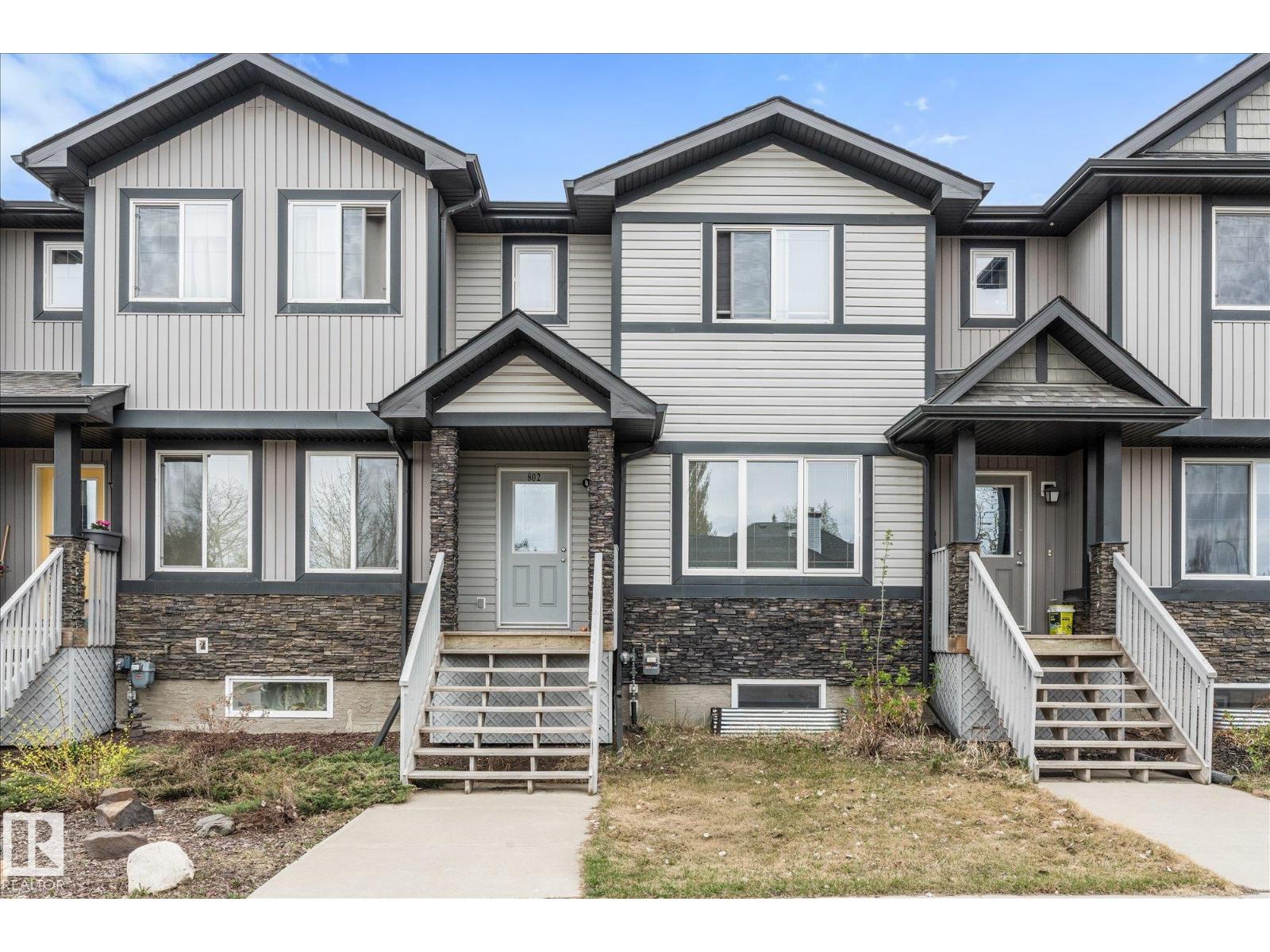 802 MCLEOD AV, spruce grove, Alberta