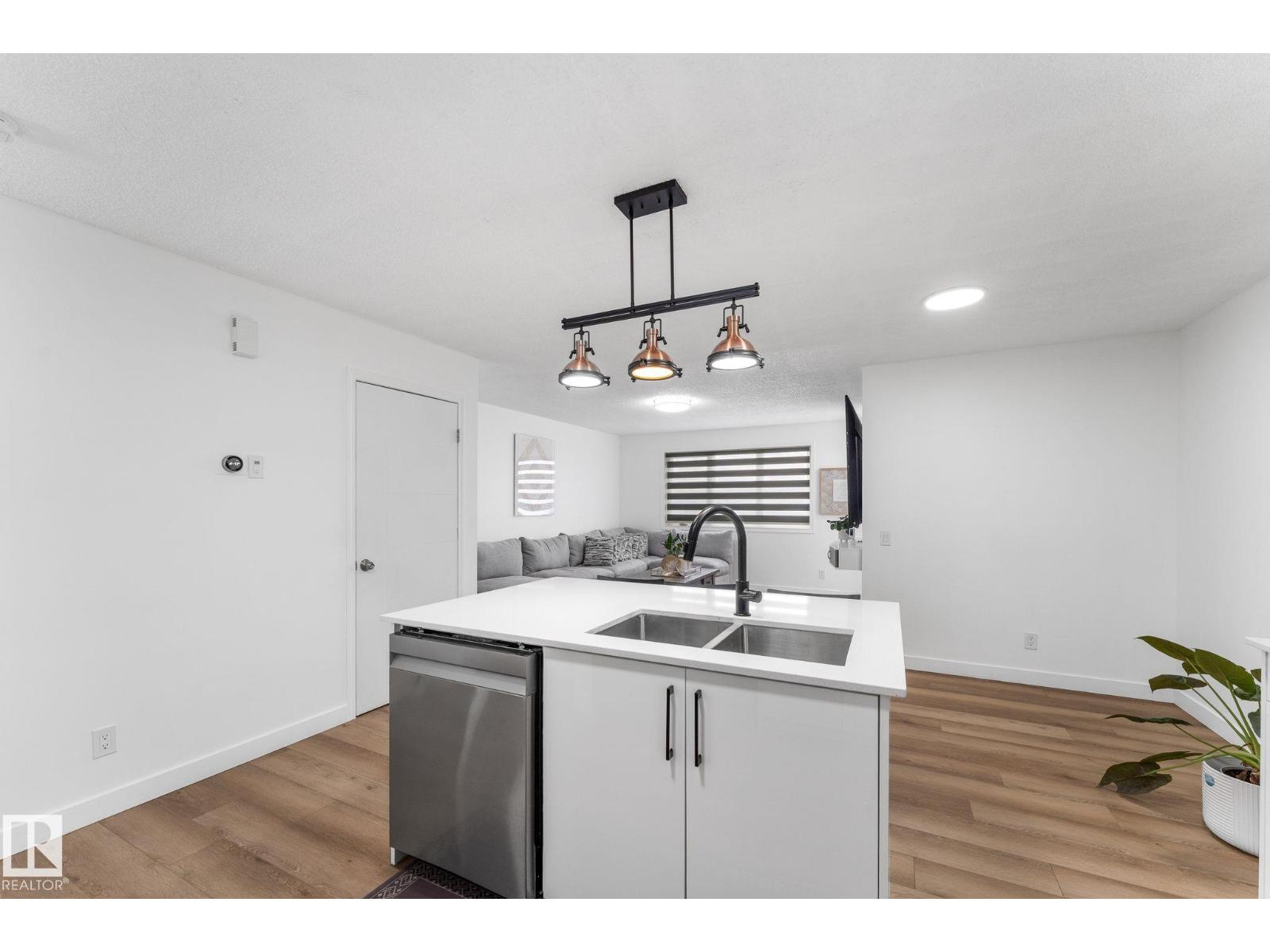 802 Mcleod Av, Spruce Grove, Alberta  T7X 0M7 - Photo 14 - E4487663