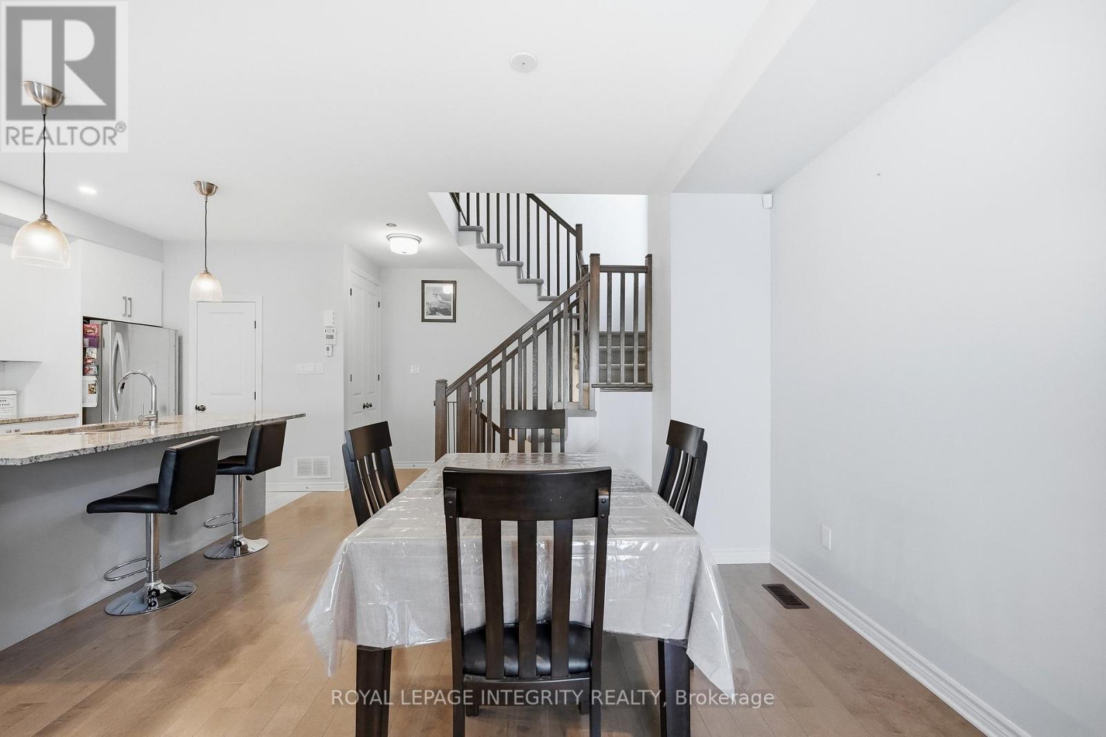 520 Stadacone Row, Ottawa, Ontario  K4A 1J8 - Photo 10 - X13128396