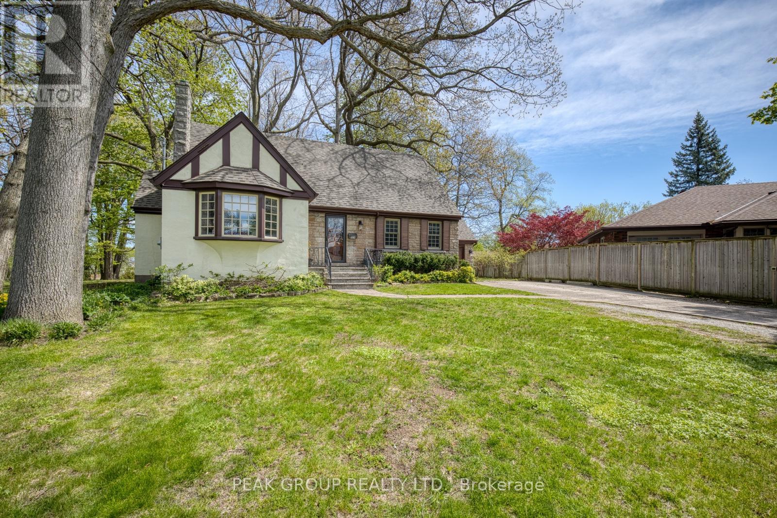 5524 WOODLAND BOULEVARD, Niagara Falls, Ontario