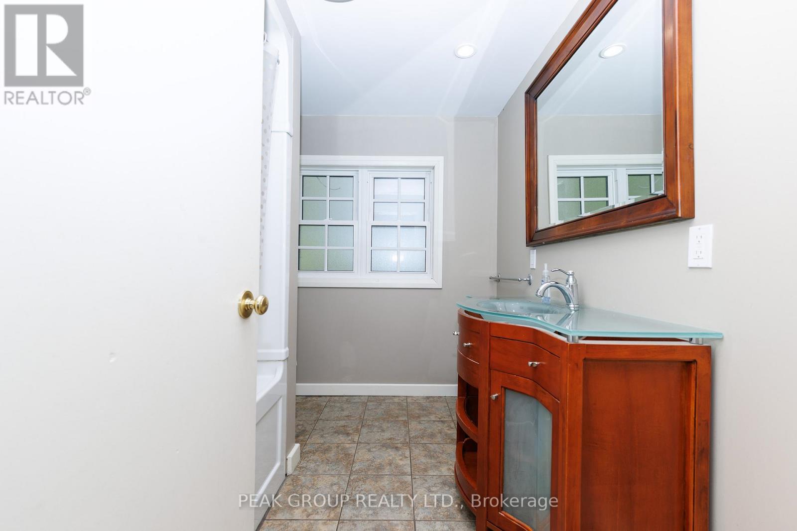 5524 Woodland Boulevard, Niagara Falls, Ontario  L2G 5K5 - Photo 22 - X13128574
