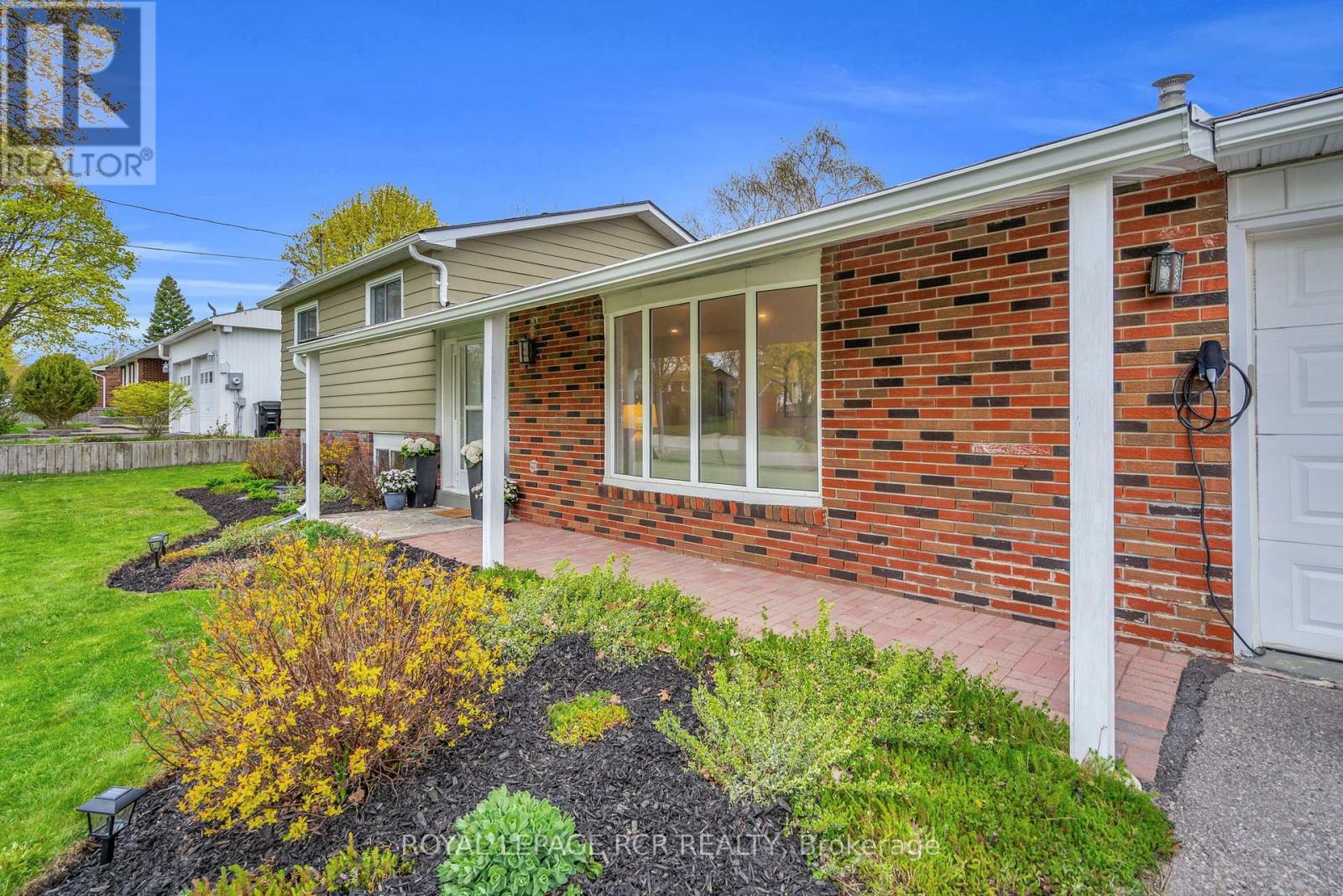 17 Cummings Road, Bradford West Gwillimbury, Ontario  L0G 1B0 - Photo 3 - N13126722