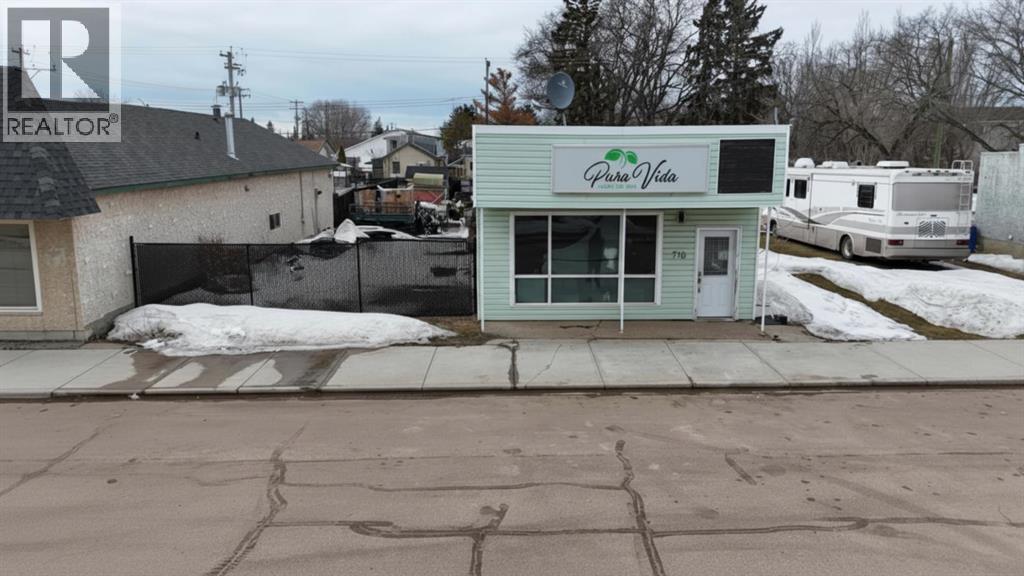 710 1 Street, Thorhild, Alberta  T0A 3J0 - Photo 2 - A2311325