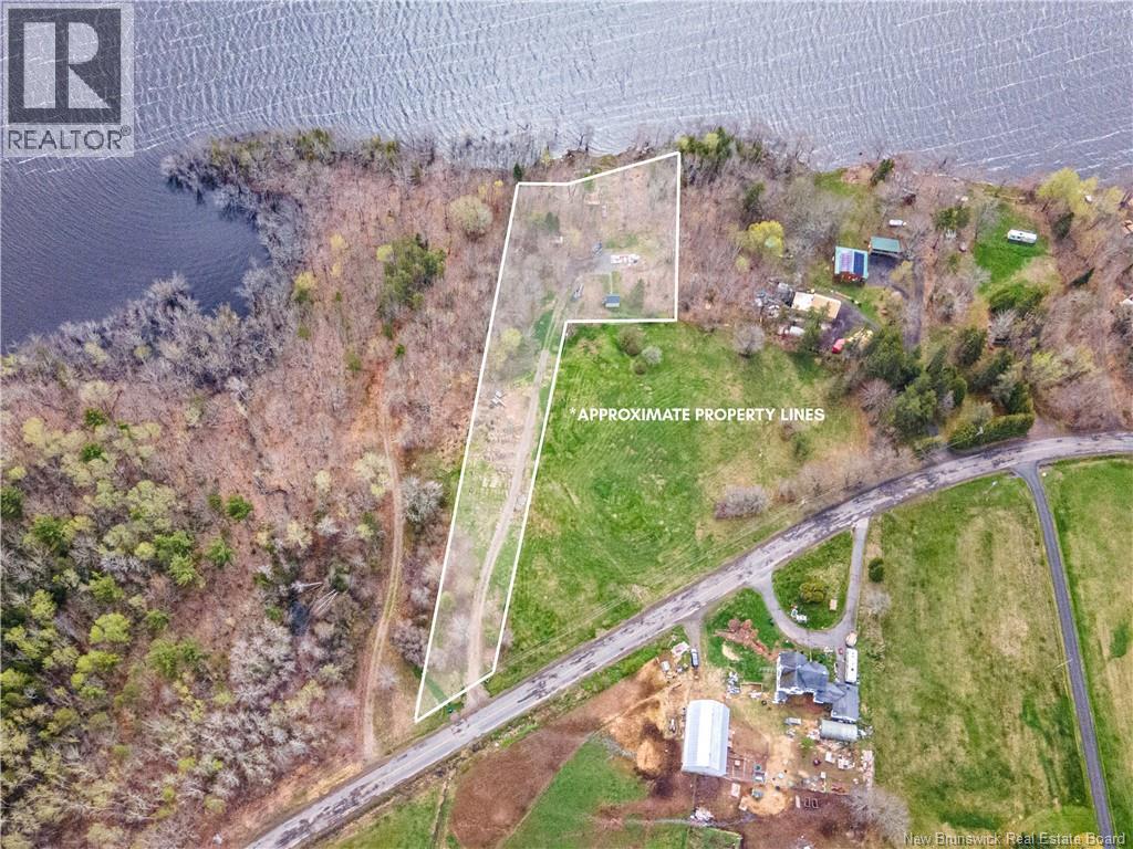 1877 Lakeview Road, Cambridge-Narrows, New Brunswick  E4C 1M9 - Photo 1 - NB139512