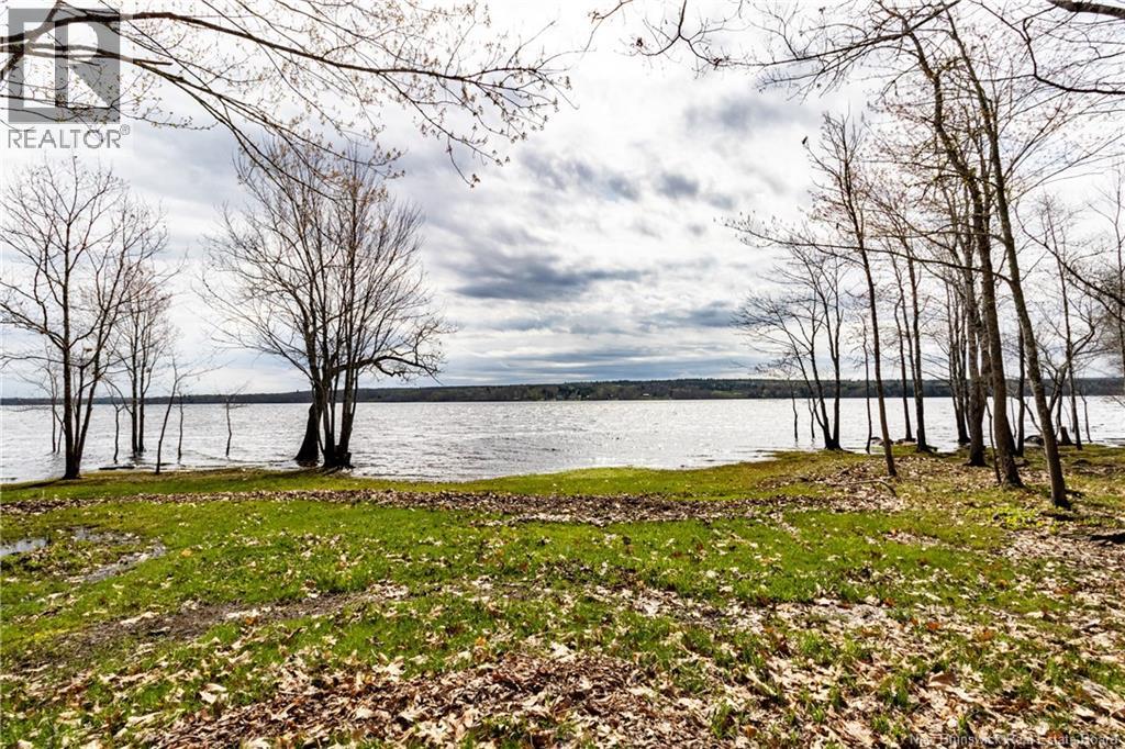 1877 Lakeview Road, Cambridge-Narrows, New Brunswick  E4C 1M9 - Photo 6 - NB139512