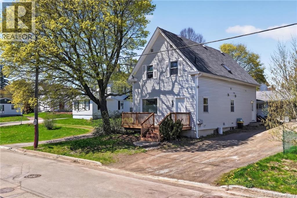 9 Mansfield, Moncton, New Brunswick  E1A 2V8 - Photo 9 - NB139478