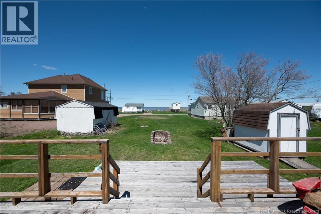 5 Ste-Marie Street, Grand-Barachois, New Brunswick  E4P 8N4 - Photo 2 - NB139469