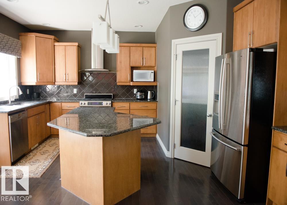 6162 Maynard CR NW NW, edmonton, Alberta