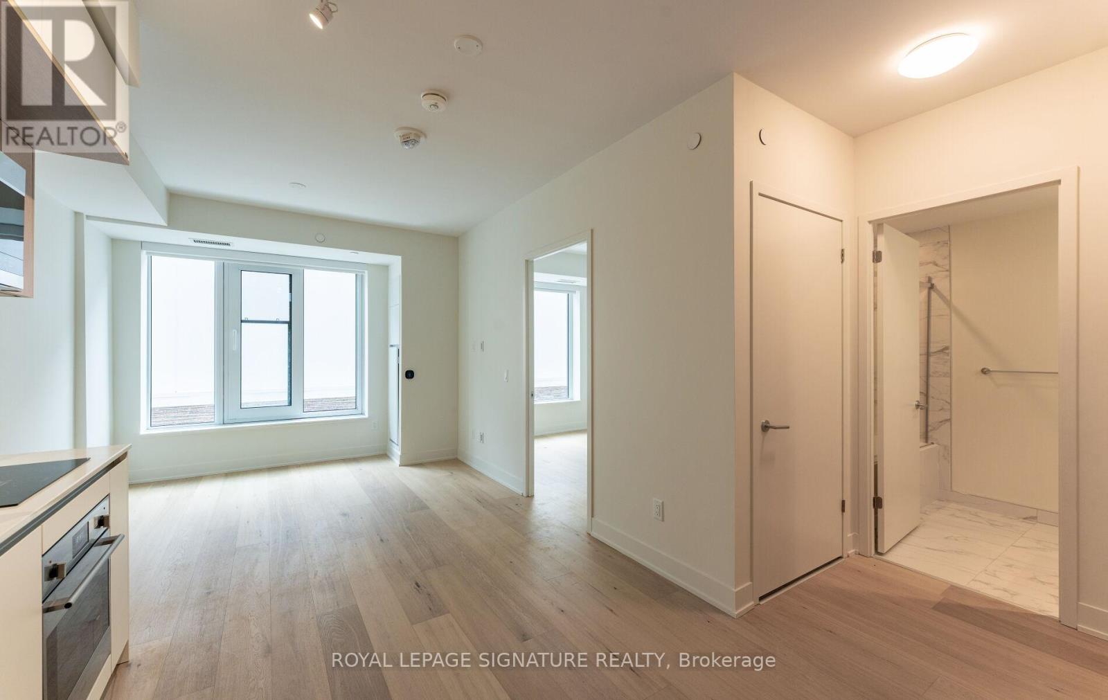210 - 322 Dupont Street, Toronto, Ontario M5R 0E3 - Photo 7 - C13128394