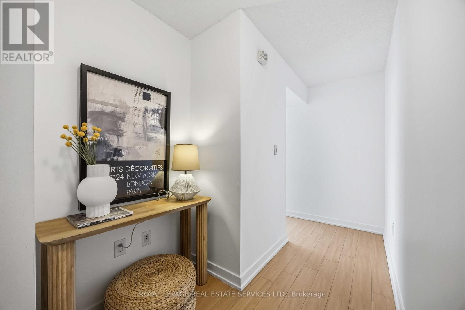 2507 - 25 Capreol Court, Toronto, Ontario  M5V 3Z7 - Photo 7 - C13128430