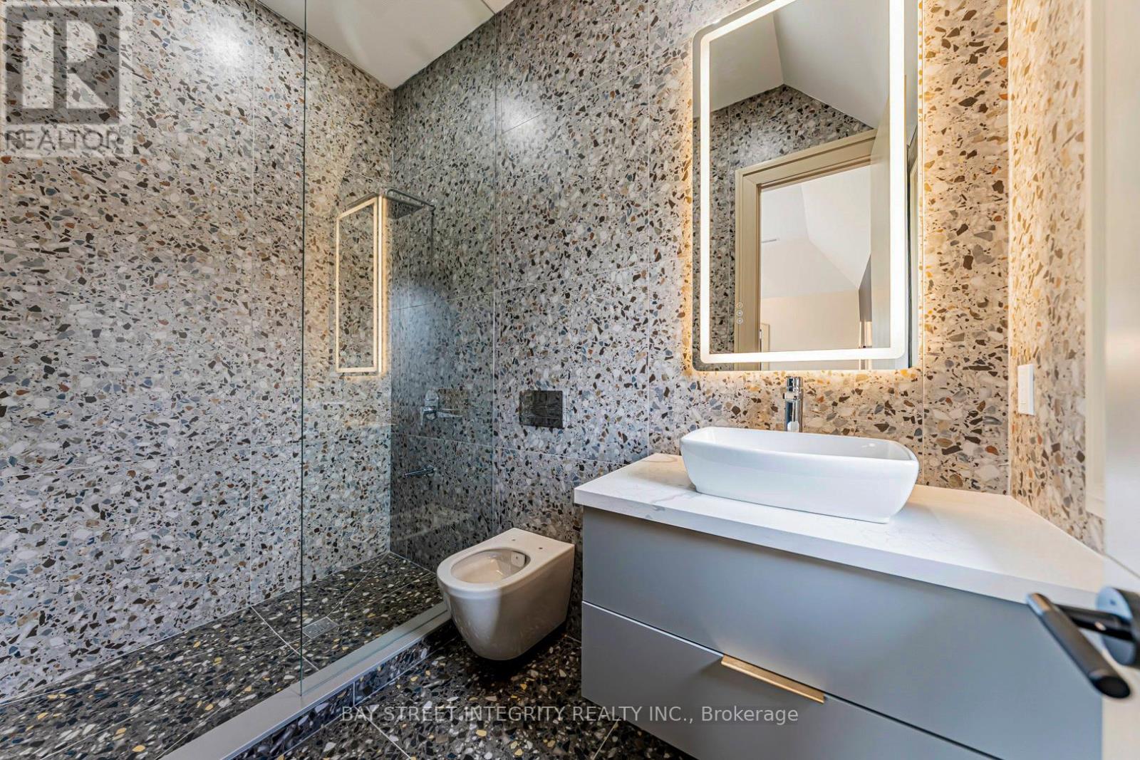 34 Wigan Crescent, Toronto, Ontario  M3H 3A4 - Photo 28 - C13128438