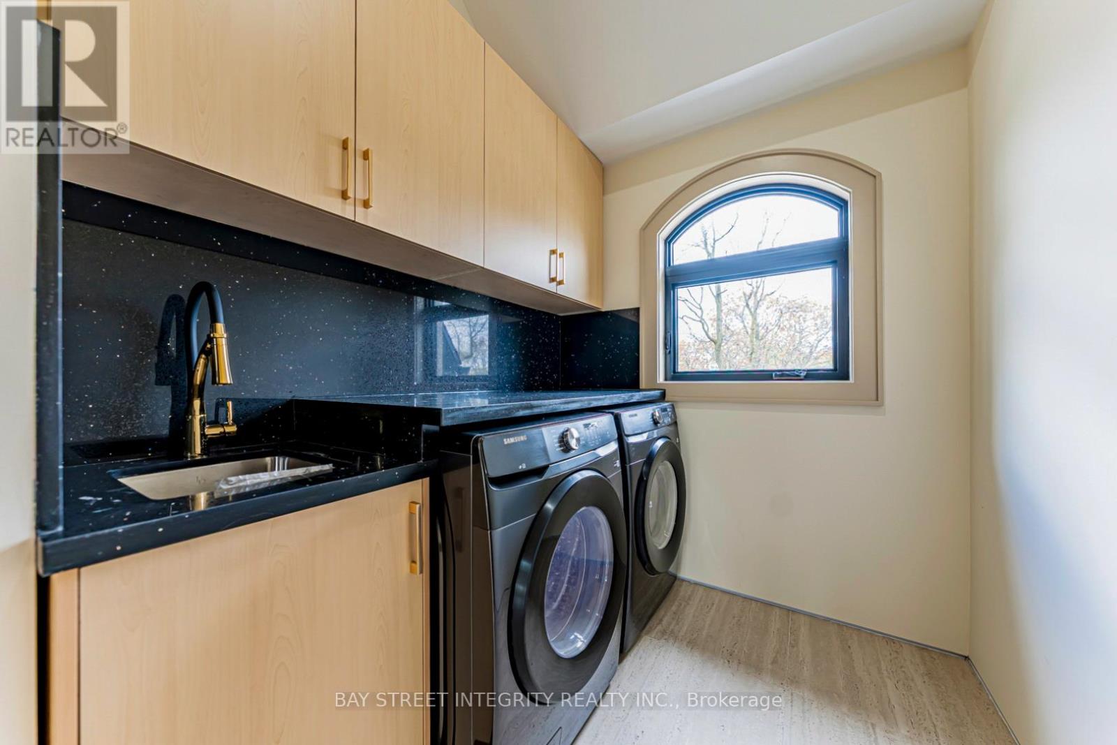34 Wigan Crescent, Toronto, Ontario  M3H 3A4 - Photo 34 - C13128438