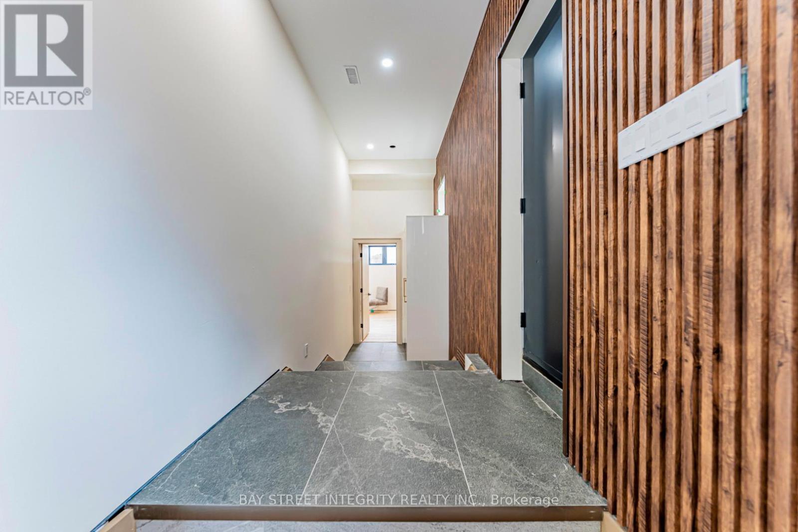 34 Wigan Crescent, Toronto, Ontario  M3H 3A4 - Photo 38 - C13128438
