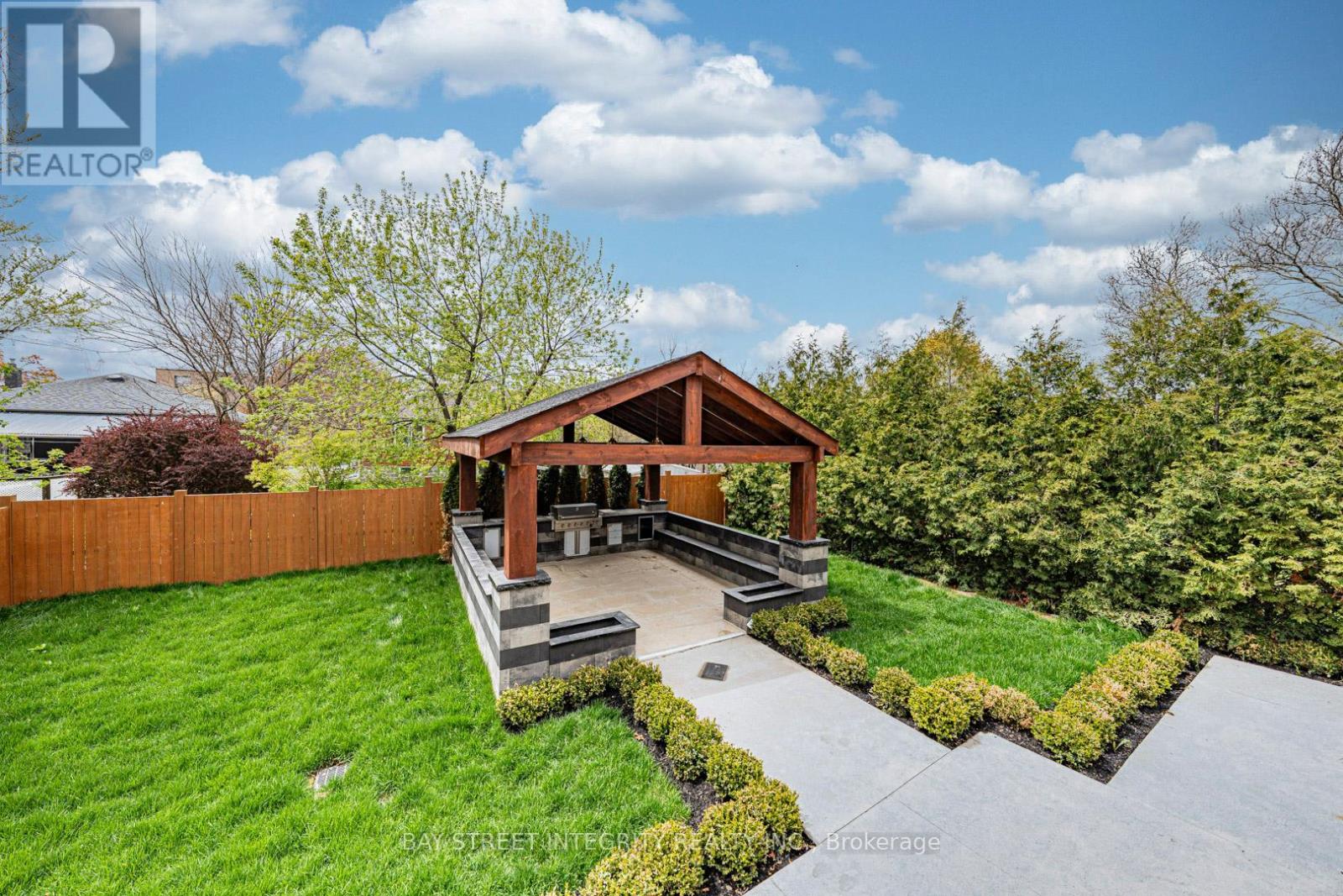 34 Wigan Crescent, Toronto, Ontario  M3H 3A4 - Photo 49 - C13128438