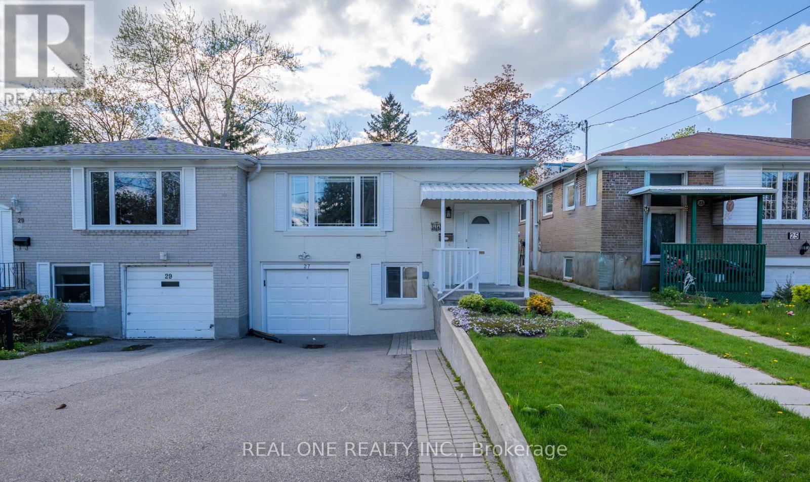 27 Elise Terrace, Toronto, Ontario  M2R 2W9 - Photo 2 - C13128494