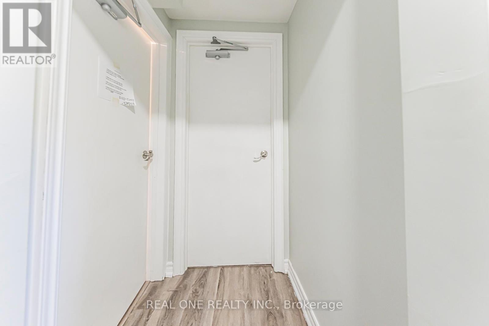 27 Elise Terrace, Toronto, Ontario  M2R 2W9 - Photo 31 - C13128494