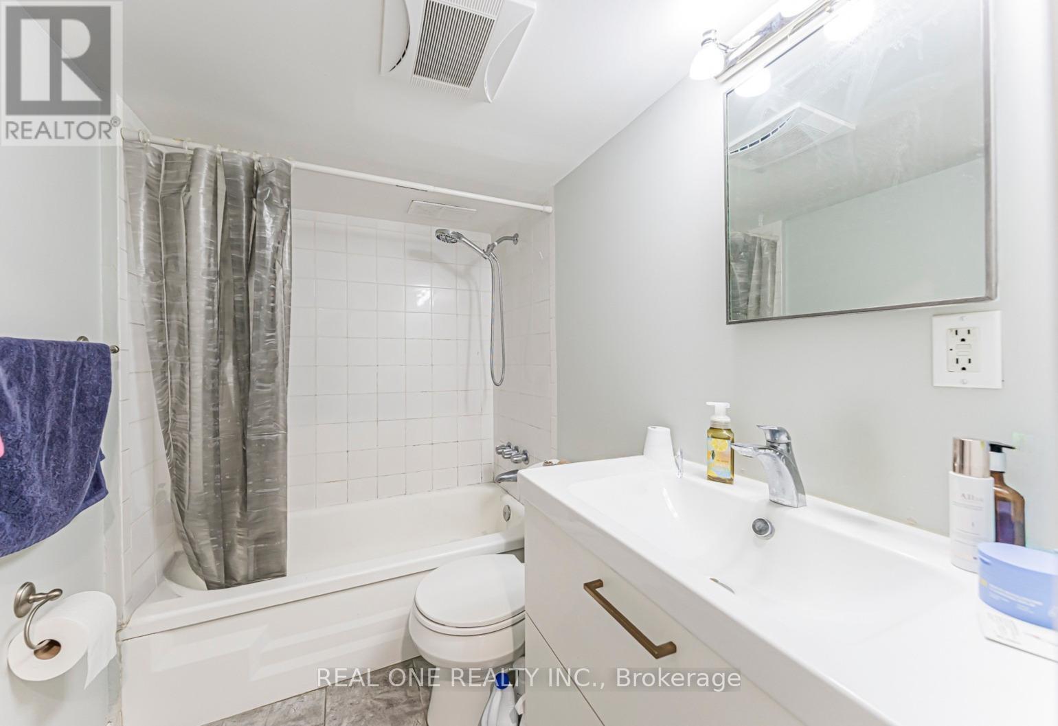 27 Elise Terrace, Toronto, Ontario  M2R 2W9 - Photo 38 - C13128494