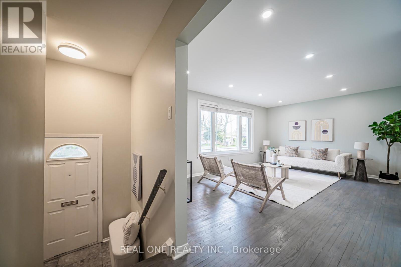 27 Elise Terrace, Toronto, Ontario  M2R 2W9 - Photo 6 - C13128494