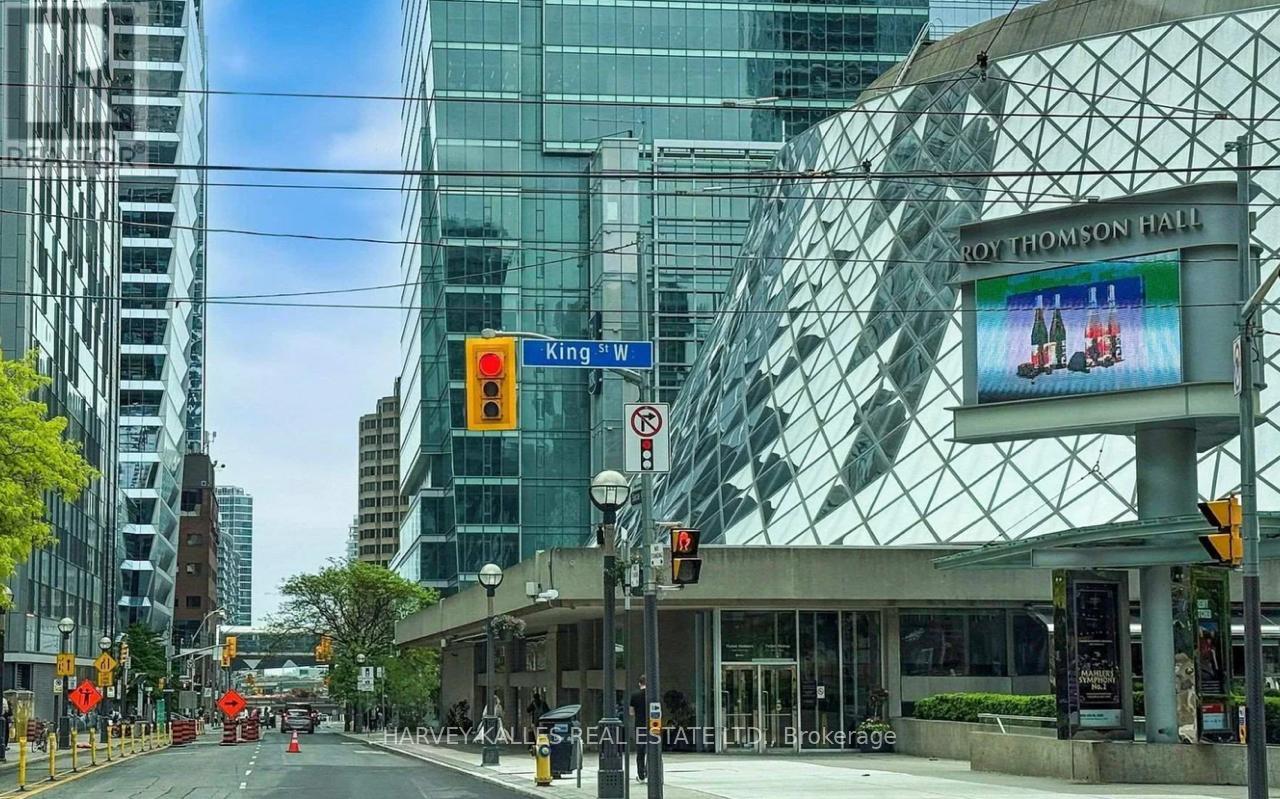 1507 - 224 King Street W, Toronto, Ontario  M5H 0A6 - Photo 41 - C13128544