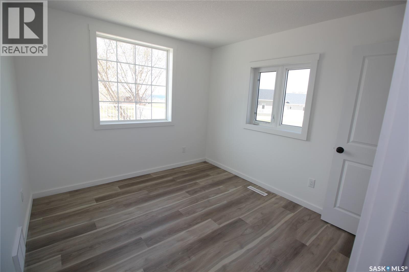 10 Louise Crescent, Katepwa Beach, Saskatchewan  S0G 2K0 - Photo 18 - SK035932