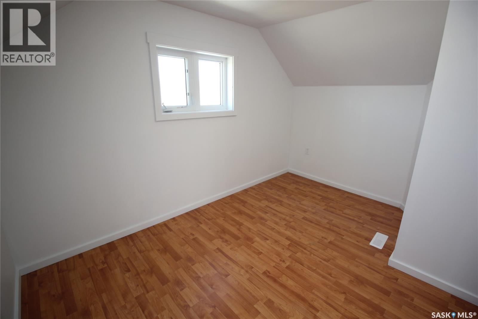 10 Louise Crescent, Katepwa Beach, Saskatchewan  S0G 2K0 - Photo 32 - SK035932