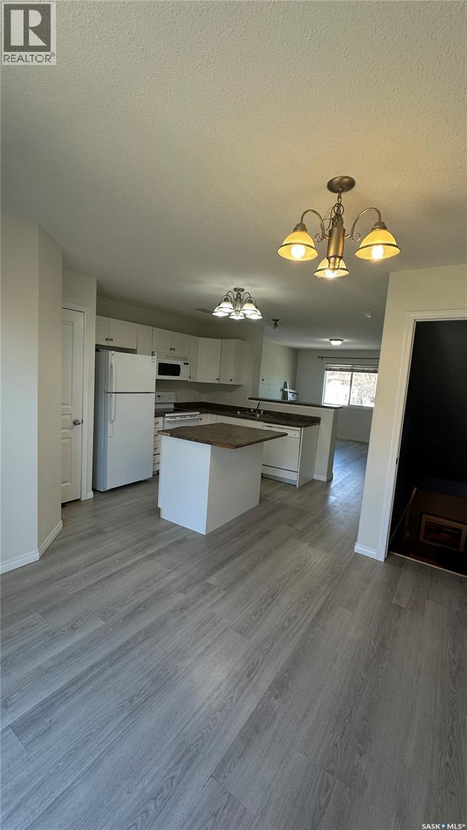 13 1437 1st Street, Estevan, Saskatchewan  S4A 2X5 - Photo 9 - SK035928