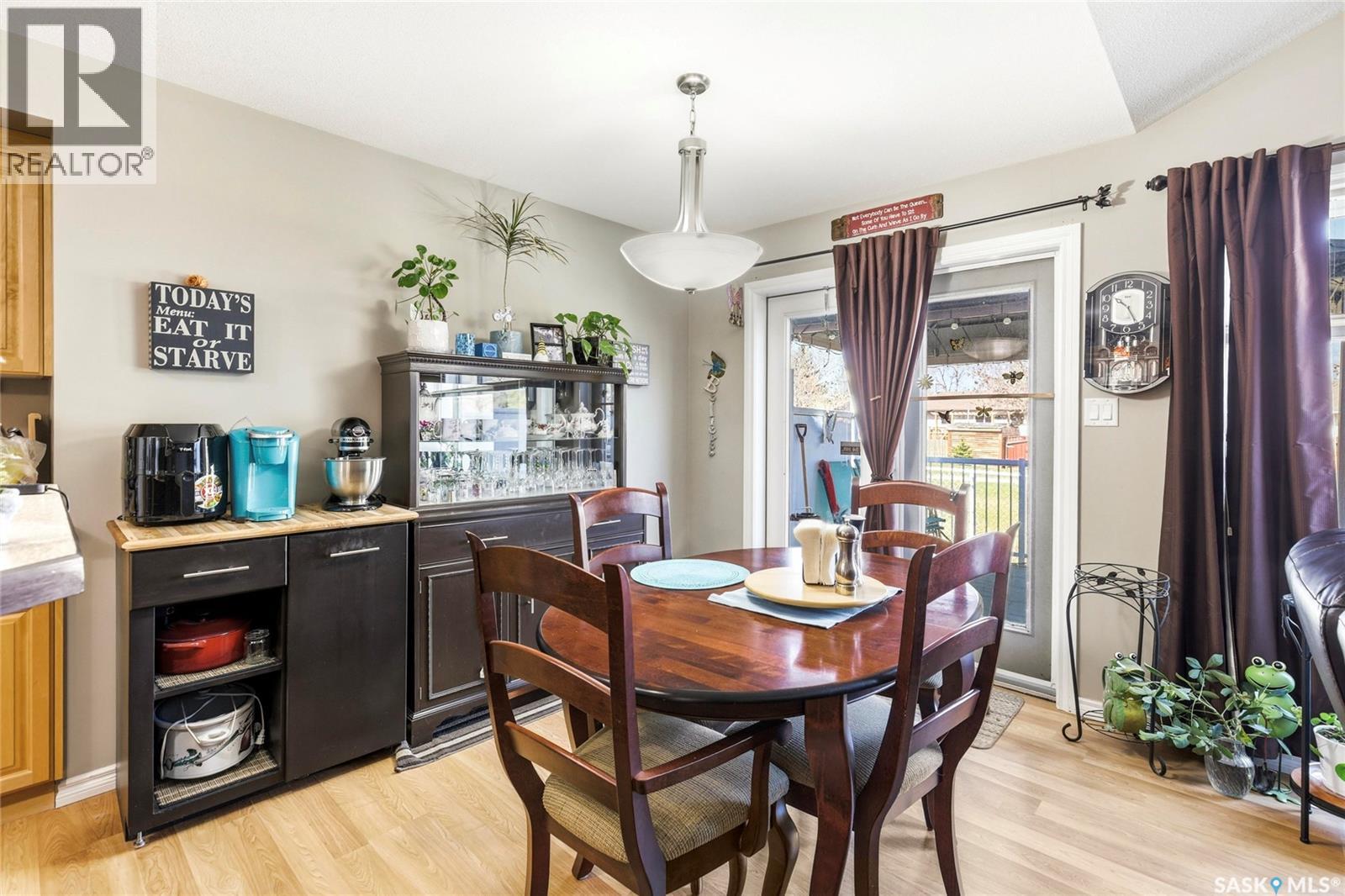 2827 Meadow Park Crescent E, Regina, Saskatchewan  S4V 1N7 - Photo 13 - SK035816