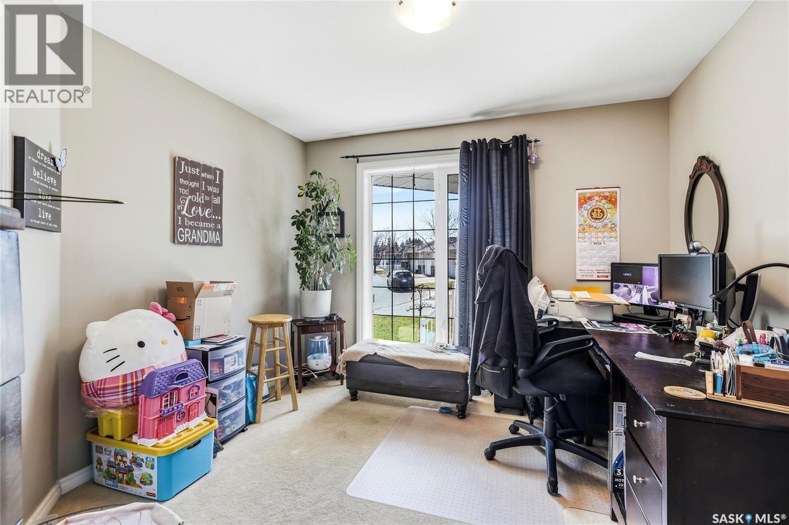2827 Meadow Park Crescent E, Regina, Saskatchewan  S4V 1N7 - Photo 15 - SK035816