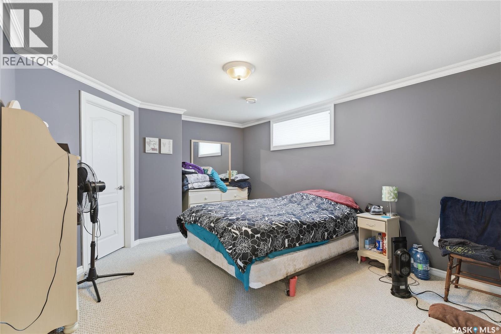 2827 Meadow Park Crescent E, Regina, Saskatchewan  S4V 1N7 - Photo 24 - SK035816