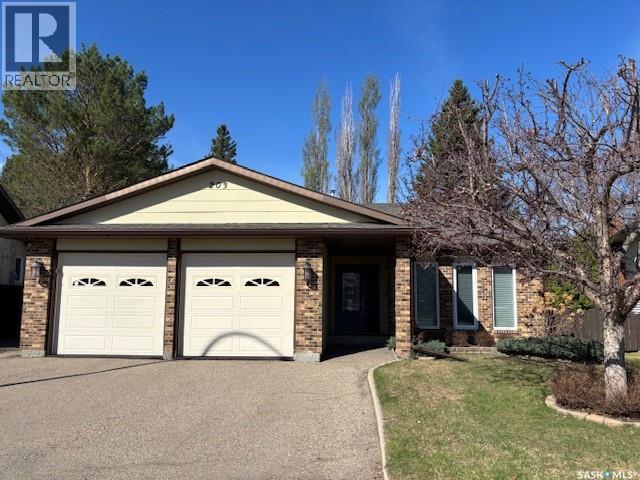 203 Gustin Crescent, Saskatoon, Saskatchewan  S7K 6G8 - Photo 70 - SK035780