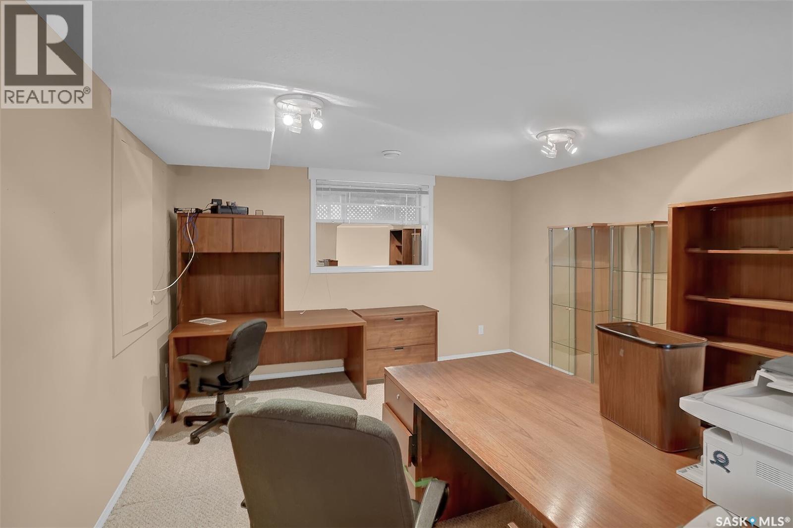 1684 Fenwick Crescent N, Regina, Saskatchewan  S4X 4N4 - Photo 37 - SK035738