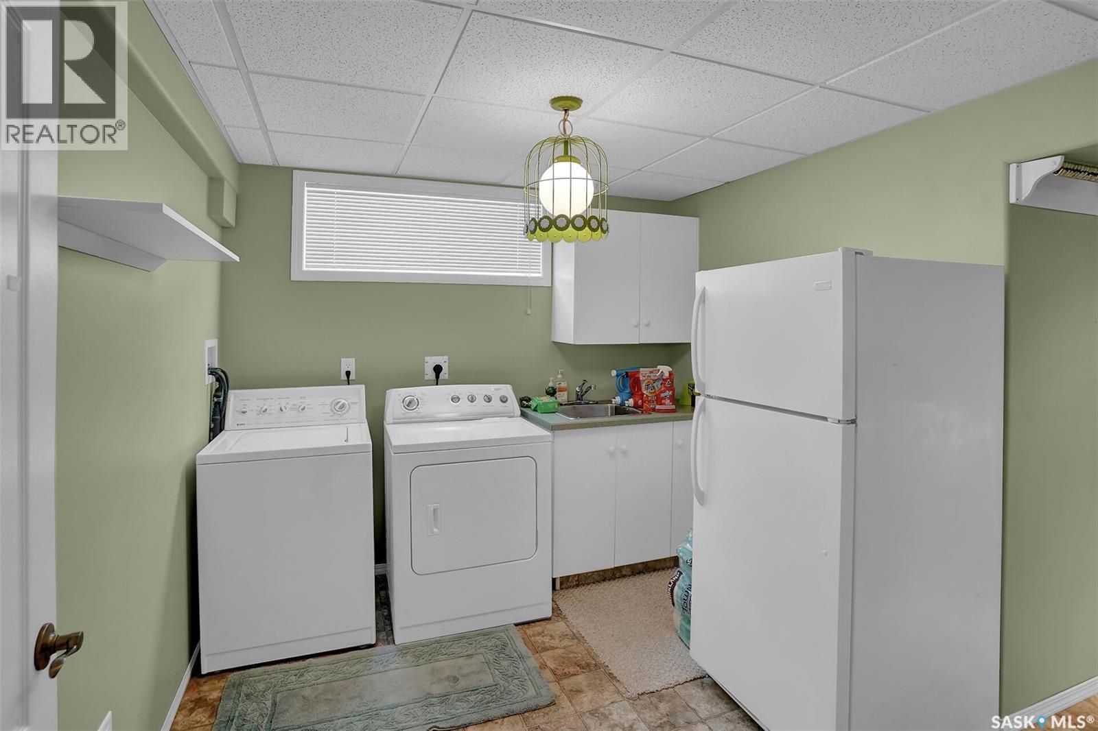 1684 Fenwick Crescent N, Regina, Saskatchewan  S4X 4N4 - Photo 41 - SK035738
