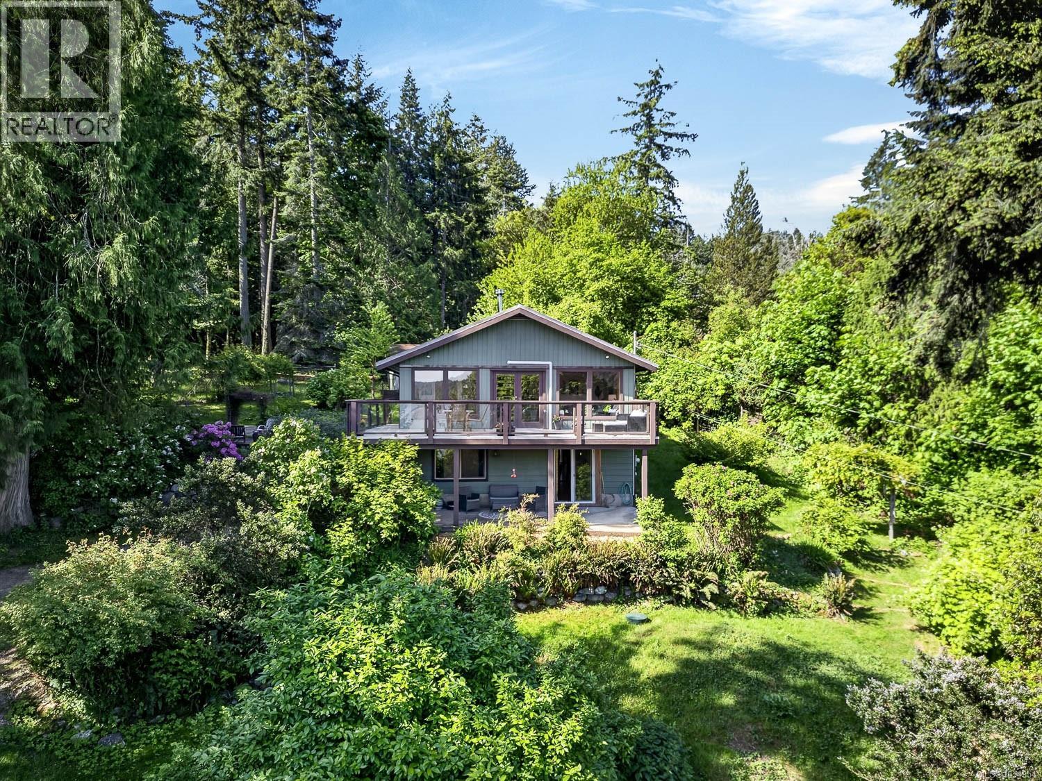 206 Roland Rd, Salt Spring, British Columbia  V8K 2B7 - Photo 1 - 1034954