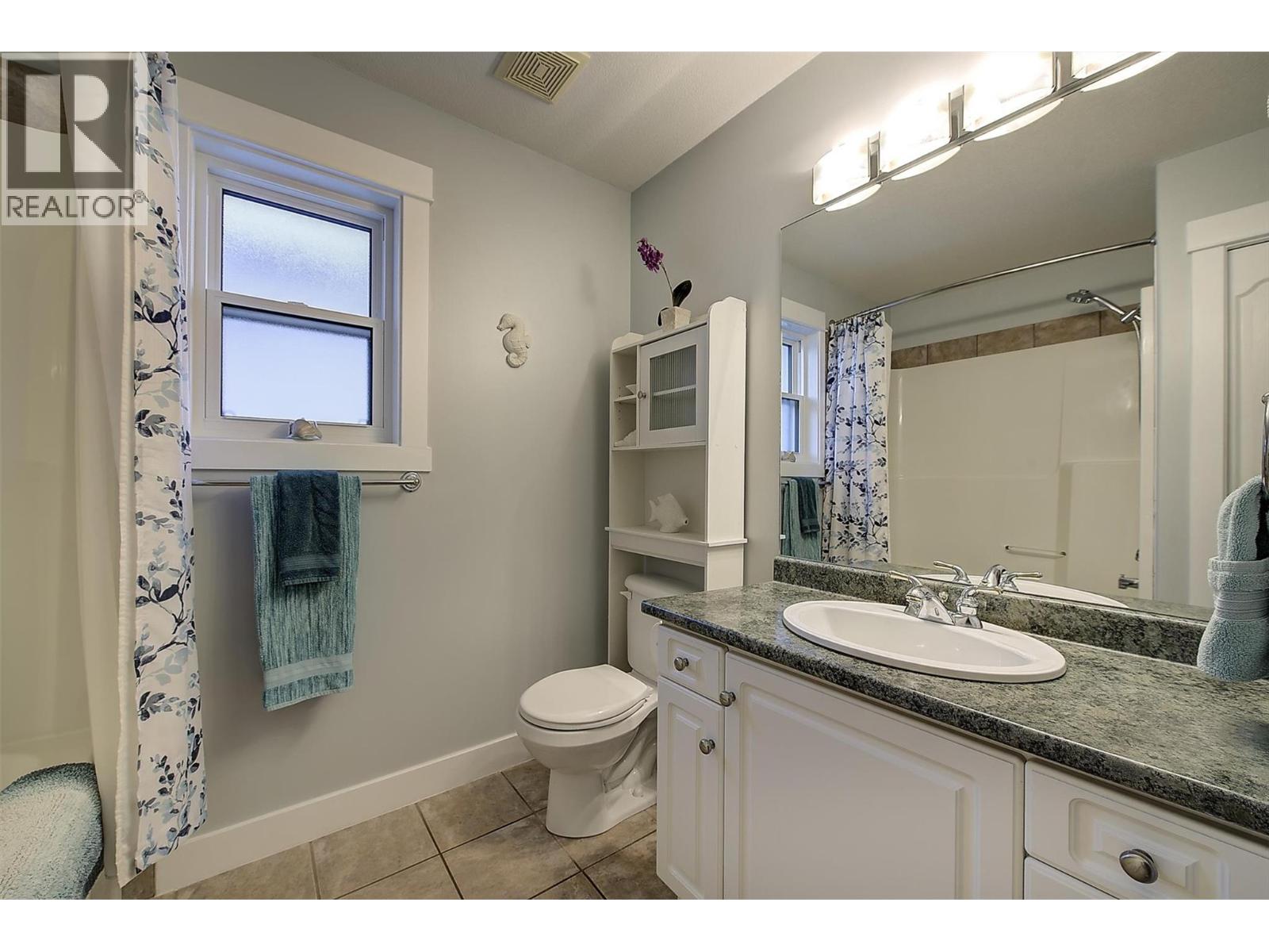 1682 Vineyard Drive, West Kelowna, British Columbia  V4T 2V8 - Photo 37 - 10387250
