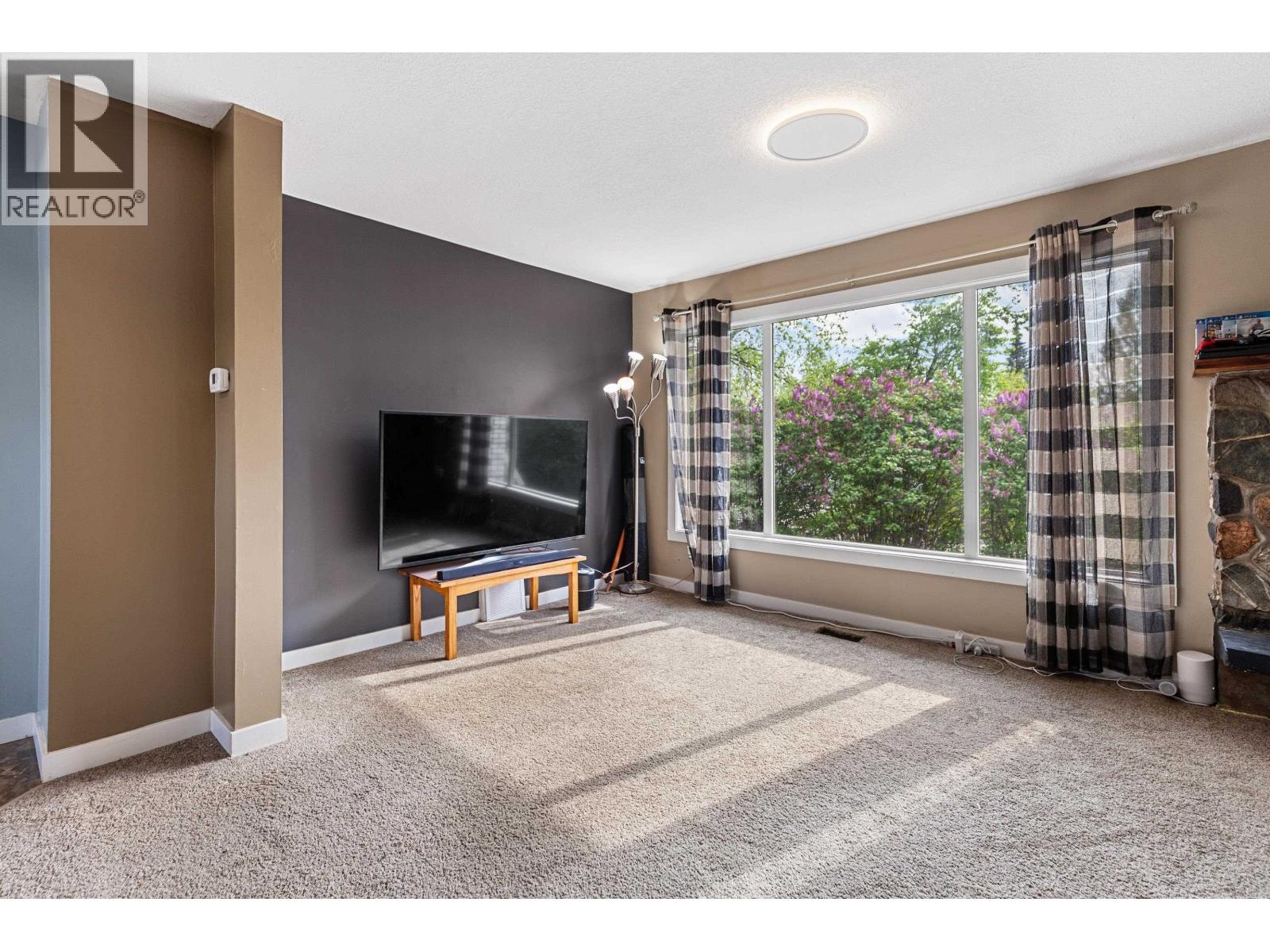 585 Gillett Street, Prince George, British Columbia  V2M 2T8 - Photo 9 - R3123360
