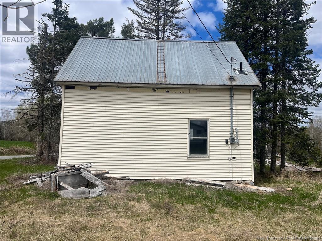 903 Benton Road, Benton, New Brunswick  E7N 2X2 - Photo 4 - NB131208