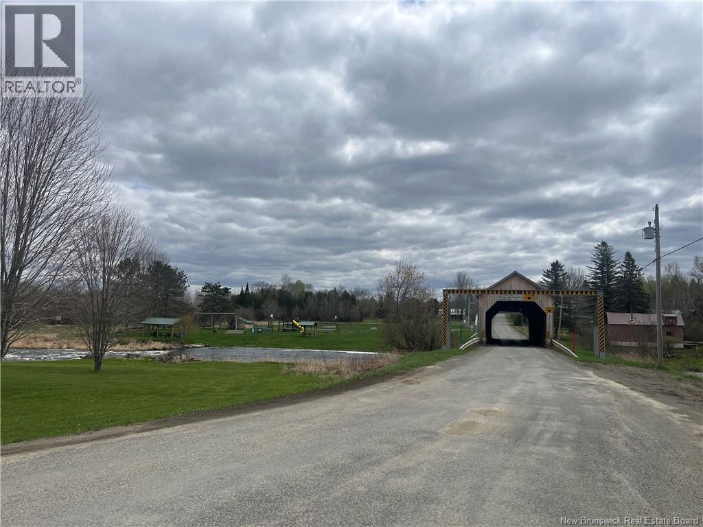 903 Benton Road, Benton, New Brunswick  E7N 2X2 - Photo 27 - NB131208