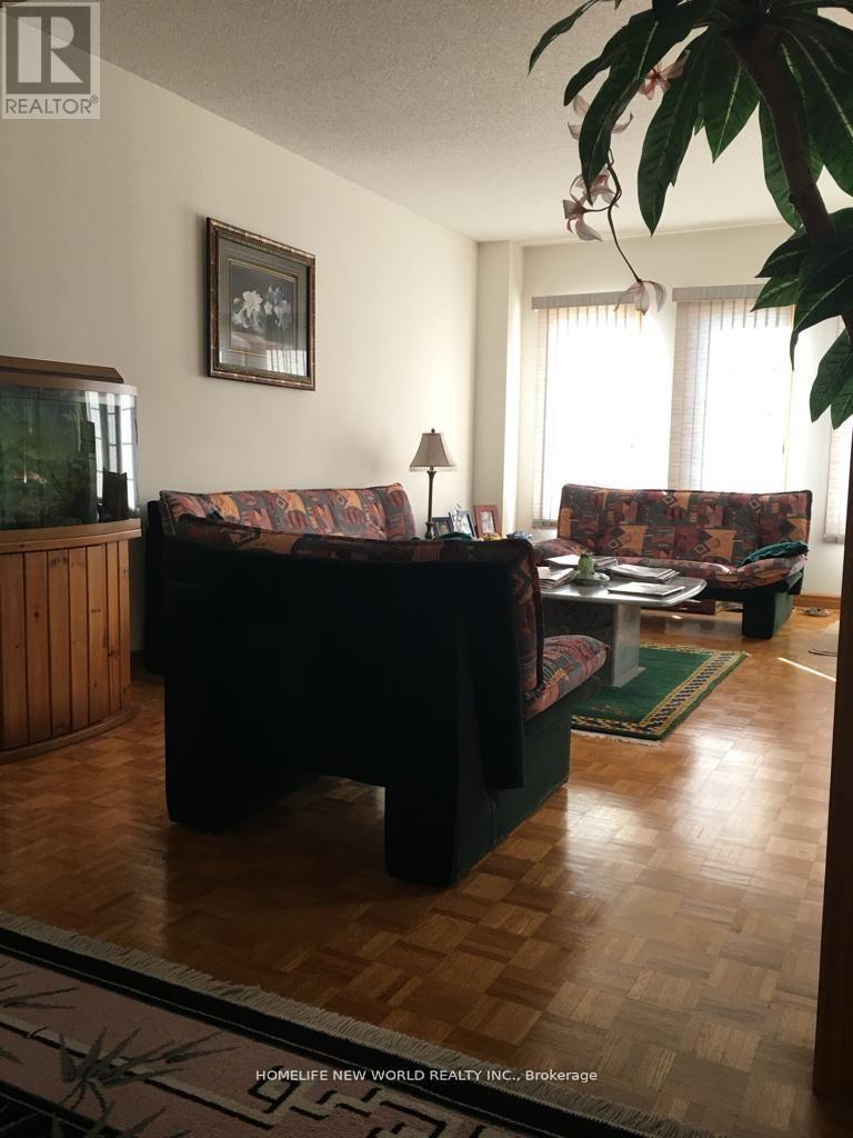 81 Dalmatian Crescent, Toronto, Ontario  M1C 4W8 - Photo 13 - E12998734
