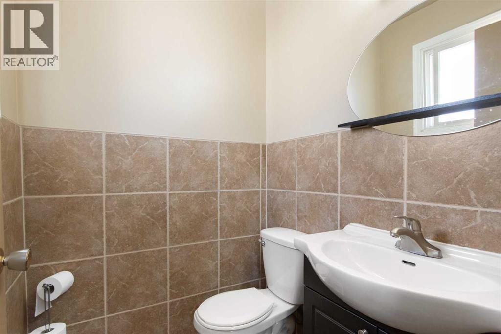 1108 Marcombe Crescent Ne, Calgary, Alberta  T2A 4H7 - Photo 11 - A2303472
