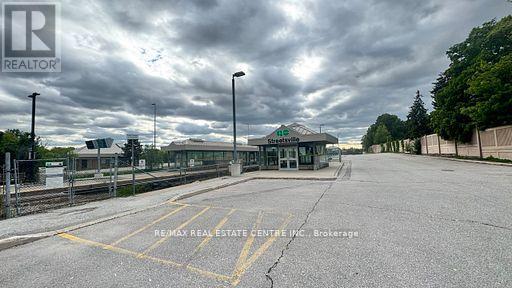 204 - 271 Queen Street S, Mississauga, Ontario  L5M 1L9 - Photo 27 - W13128384