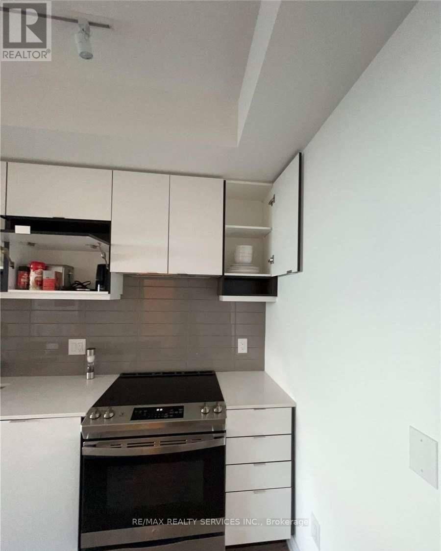 2509 - 4065 Confederation Parkway, Mississauga, Ontario  L5B 0L4 - Photo 3 - W13128400
