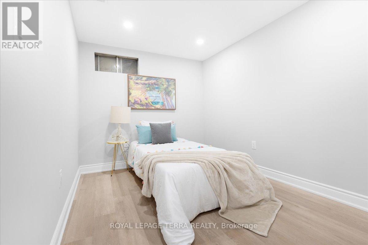 236 Royal Salisbury Way, Brampton, Ontario  L6V 3H4 - Photo 16 - W13128414