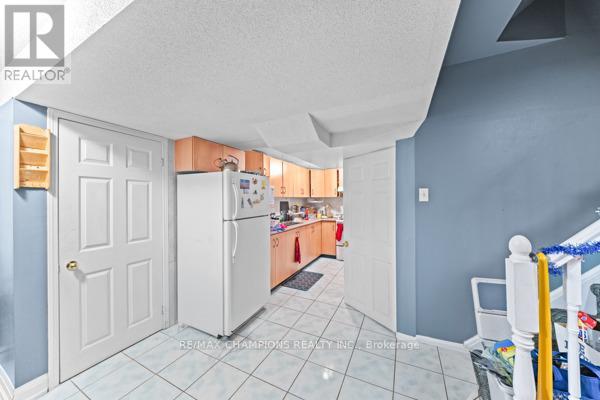 3 Fiddleneck Crescent, Brampton, Ontario  L6R 1R2 - Photo 36 - W13128432