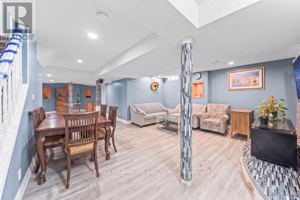 3 Fiddleneck Crescent, Brampton, Ontario  L6R 1R2 - Photo 37 - W13128432