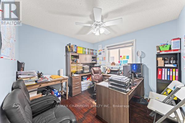 3 Fiddleneck Crescent, Brampton, Ontario  L6R 1R2 - Photo 44 - W13128432