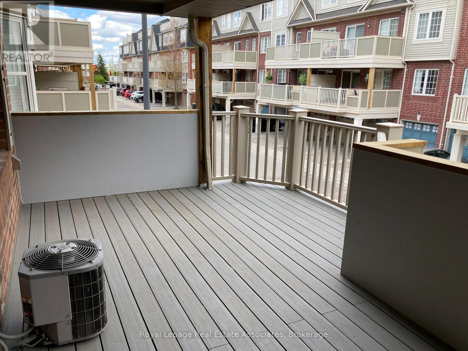 4 - 730 Neighbourhood Circle, Mississauga, Ontario  L5B 0B3 - Photo 15 - W13128440