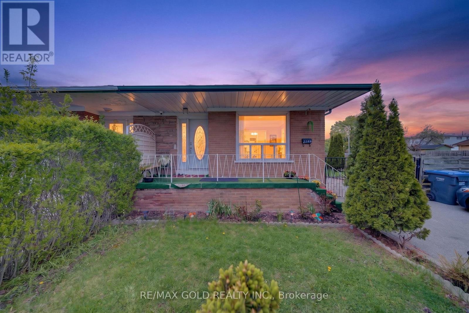 3289 VICTORY CRESCENT, Mississauga, Ontario