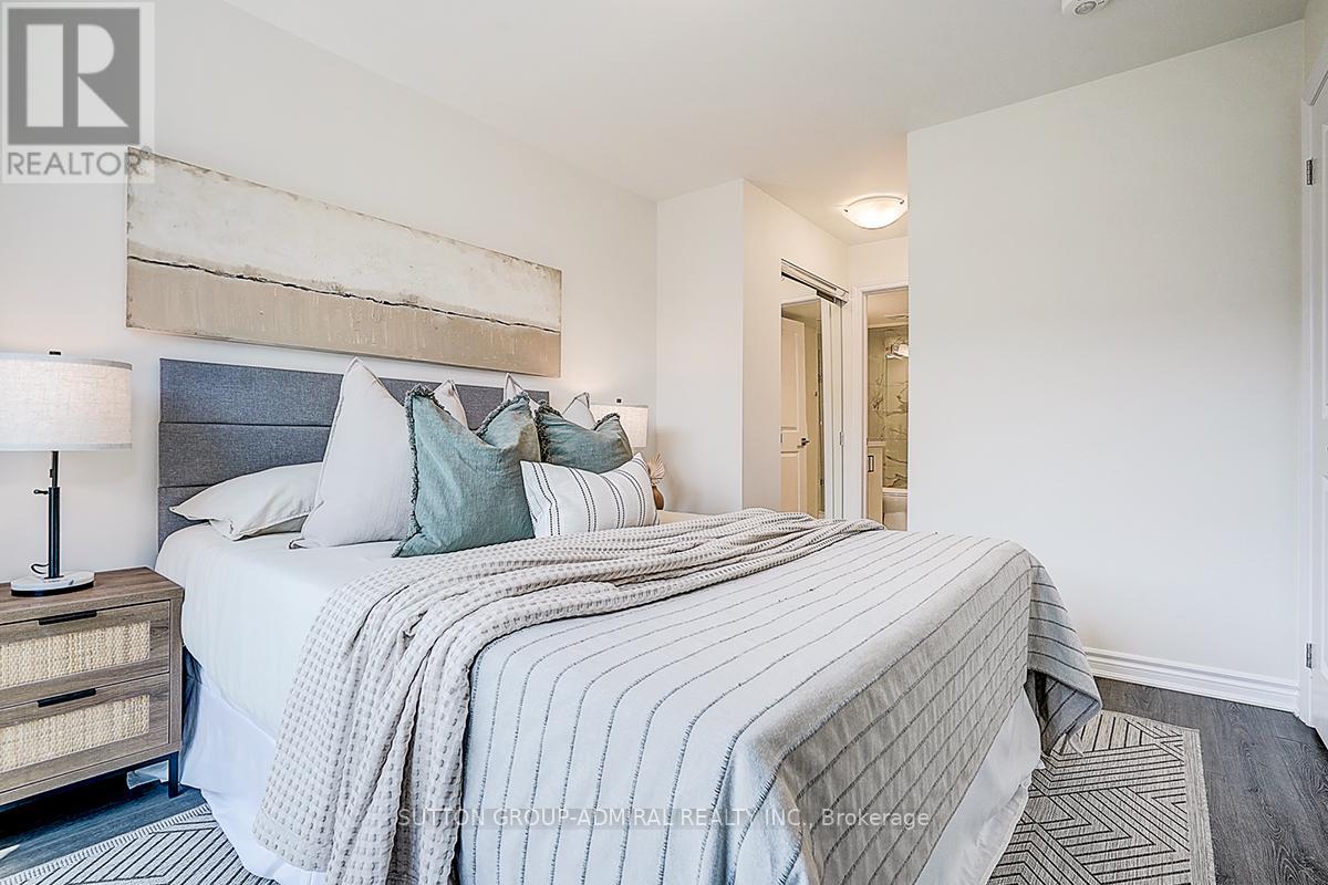 18 - 85 Eastwood Park Gardens, Toronto, Ontario  M8W 0B9 - Photo 19 - W13128480