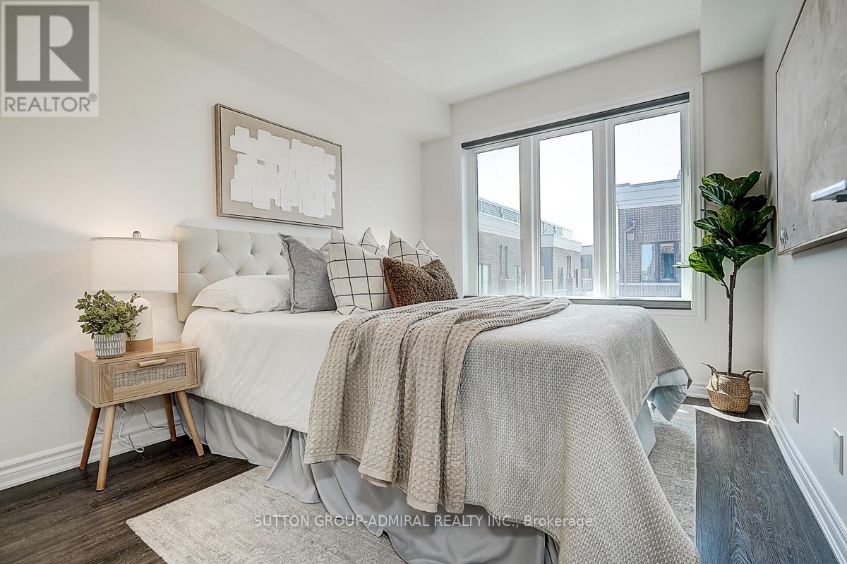 18 - 85 Eastwood Park Gardens, Toronto, Ontario  M8W 0B9 - Photo 24 - W13128480