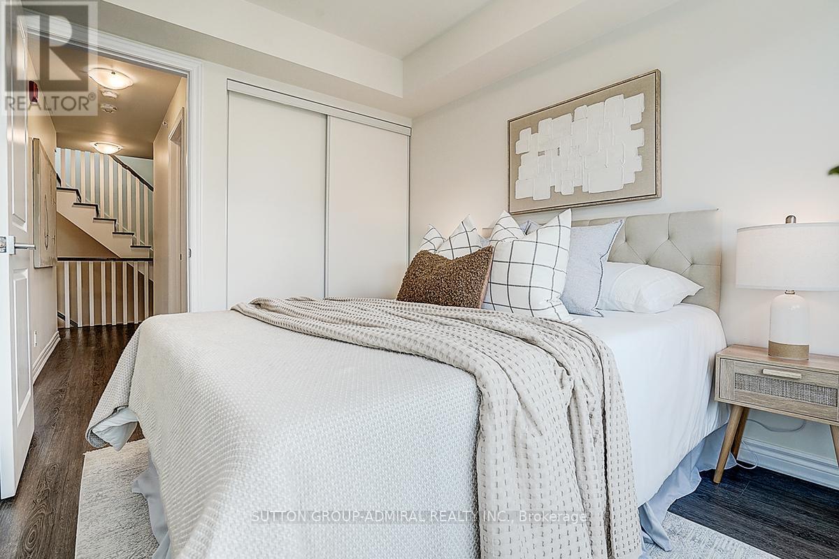 18 - 85 Eastwood Park Gardens, Toronto, Ontario  M8W 0B9 - Photo 25 - W13128480